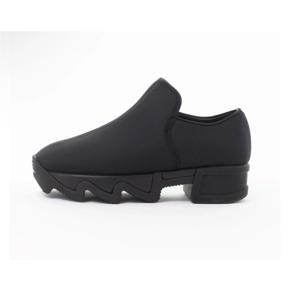 iRi NYC WES  Women’s Black Neoprene Low Top Sneakers size 9.5 / eu 39.5